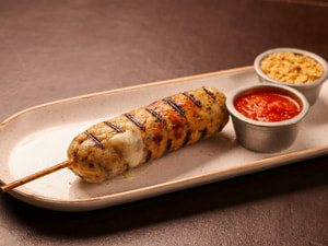 Espeto de Kafta de Frango com Queijo
